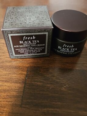 Fresh Black Tea Advanced Age Renewal Eye Cream - Brown Packaging - NIB